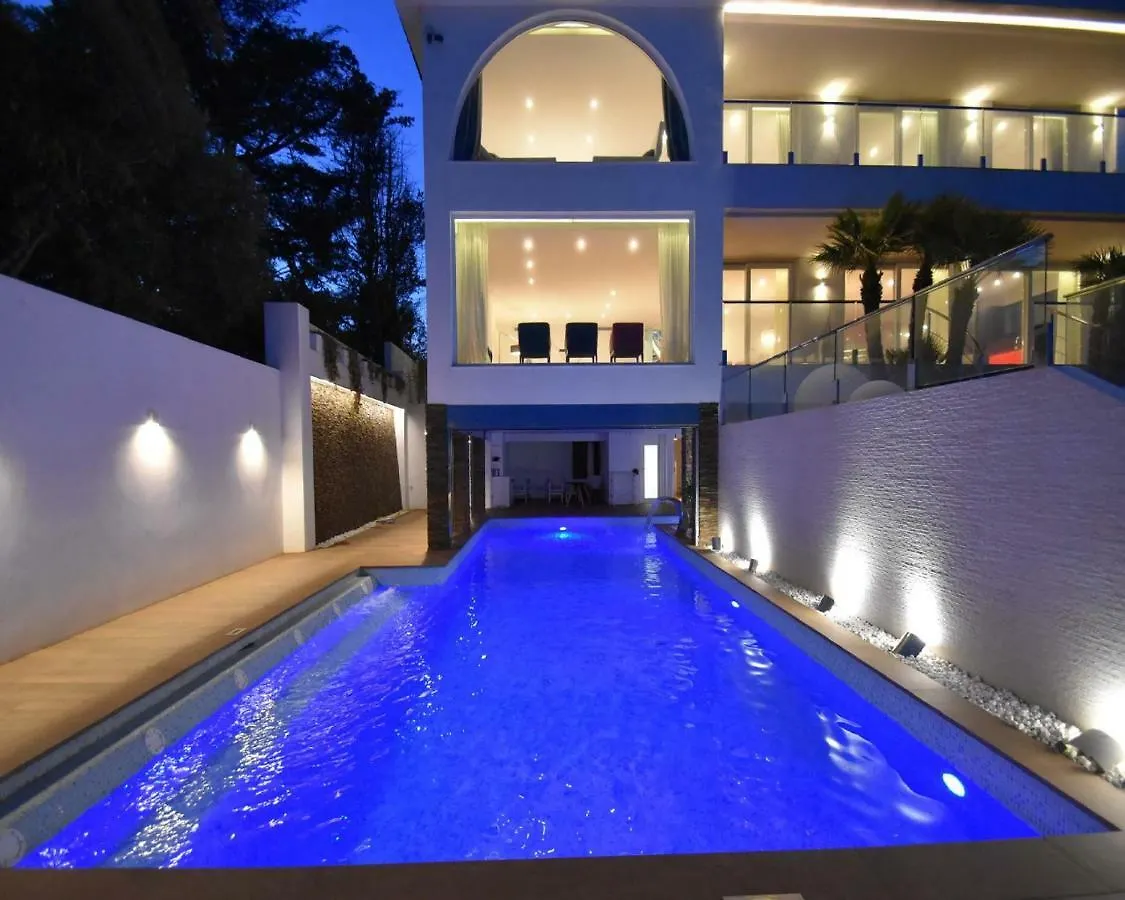 Luxury Villa Gaudi By Hlclub Agency Vilanova i la Geltru