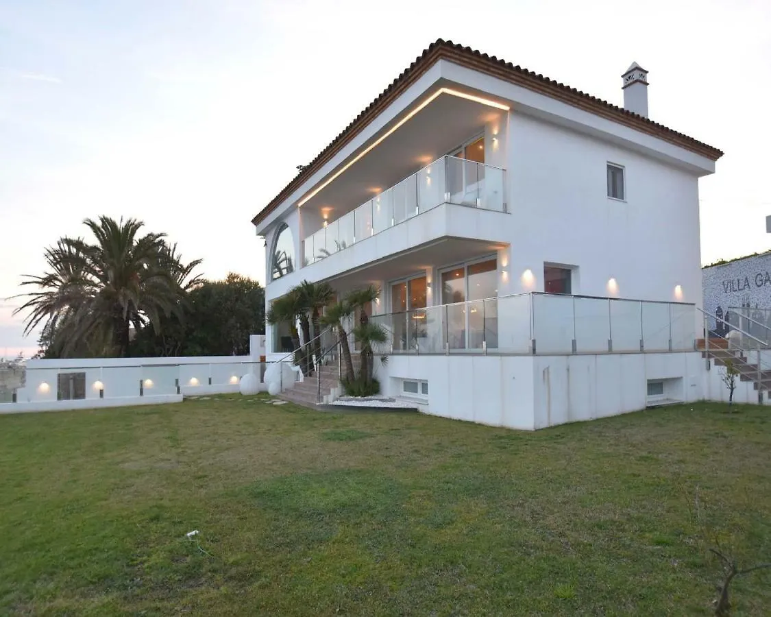 Luxury Villa Gaudi By Hlclub Agency Vilanova i la Geltru