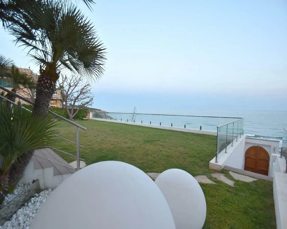 Luxury Villa Gaudi By Hlclub Agency Vilanova i la Geltru