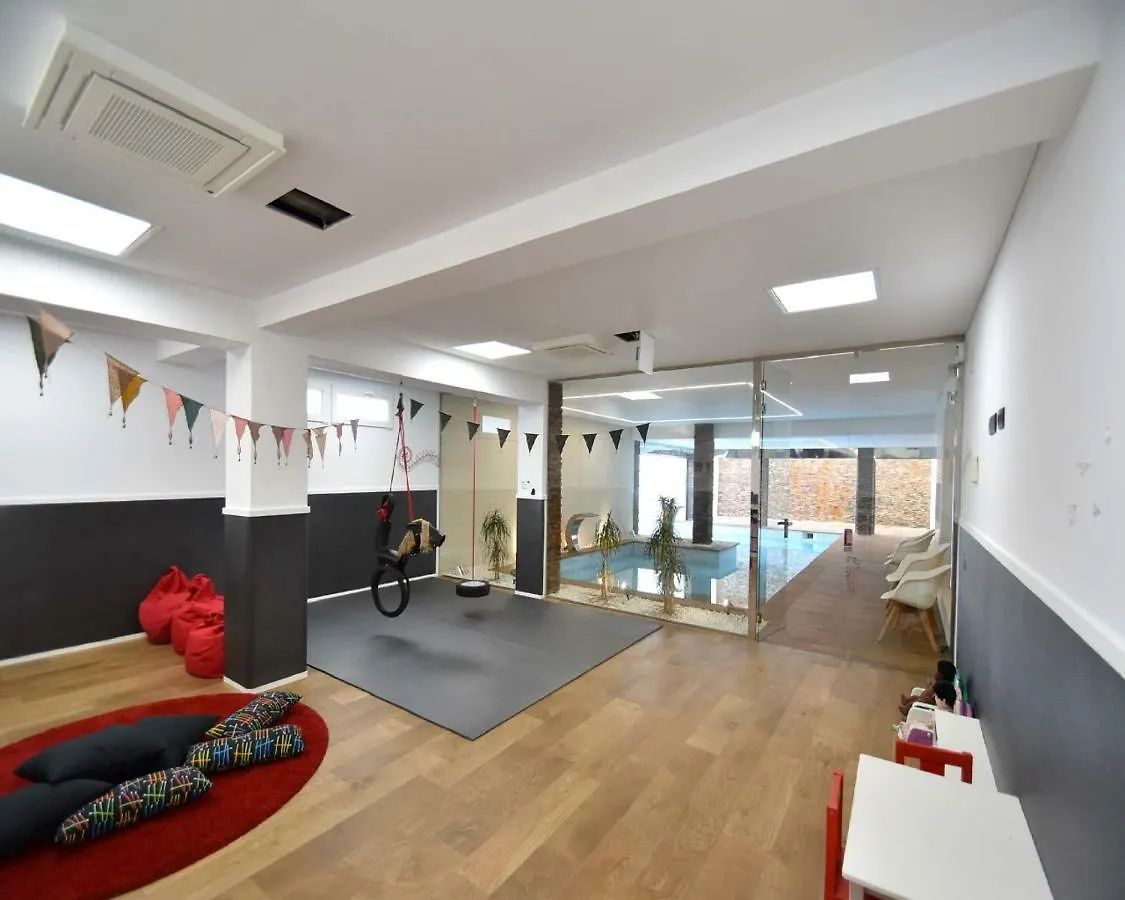Luxury Villa Gaudi By Hlclub Agency Vilanova i la Geltru