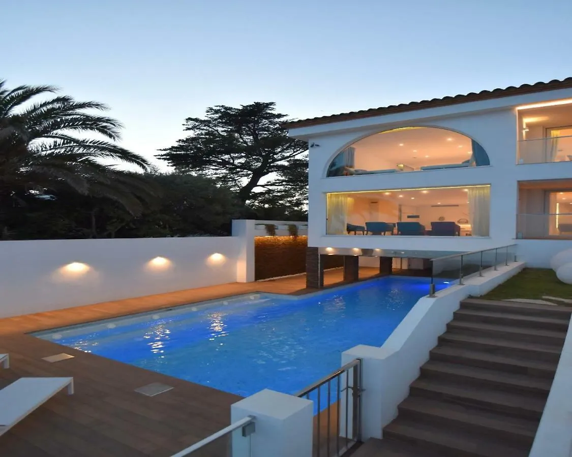 Luxury Villa Gaudi By Hlclub Agency Vilanova i la Geltru