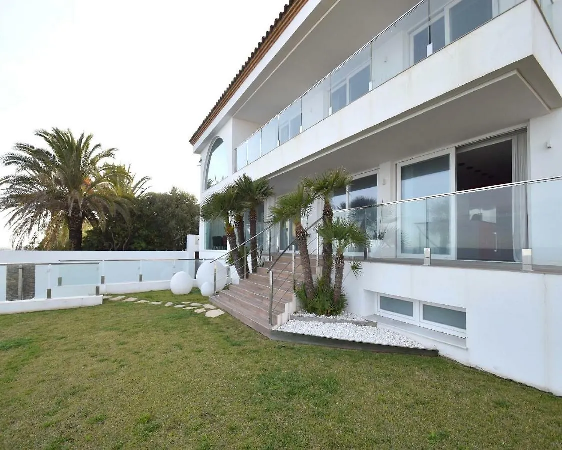 Luxury Villa Gaudi By Hlclub Agency Vilanova i la Geltru