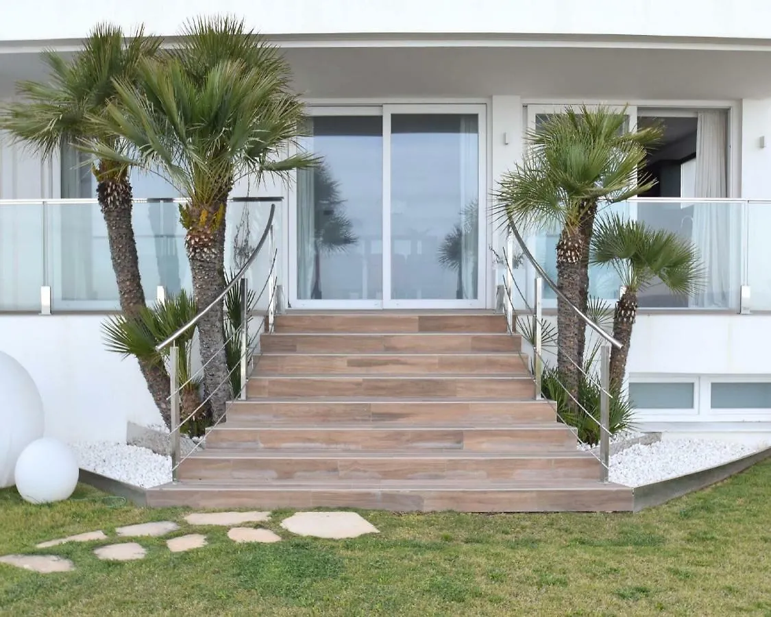 Luxury Villa Gaudi By Hlclub Agency Vilanova i la Geltru