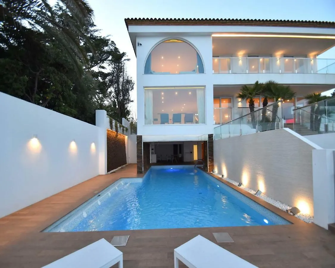 Luxury Villa Gaudi By Hlclub Agency Vilanova i la Geltru