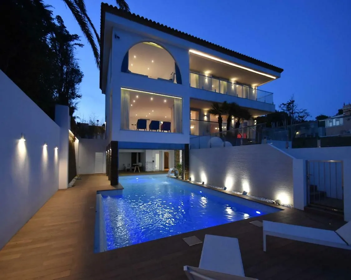 Luxury Villa Gaudi By Hlclub Agency Vilanova i la Geltru